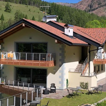 تيزيرو B&B Le Stagioni Di Stava المظهر الخارجي الصورة